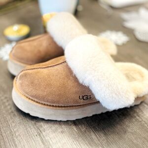 UGG Women's Disquette Slippers